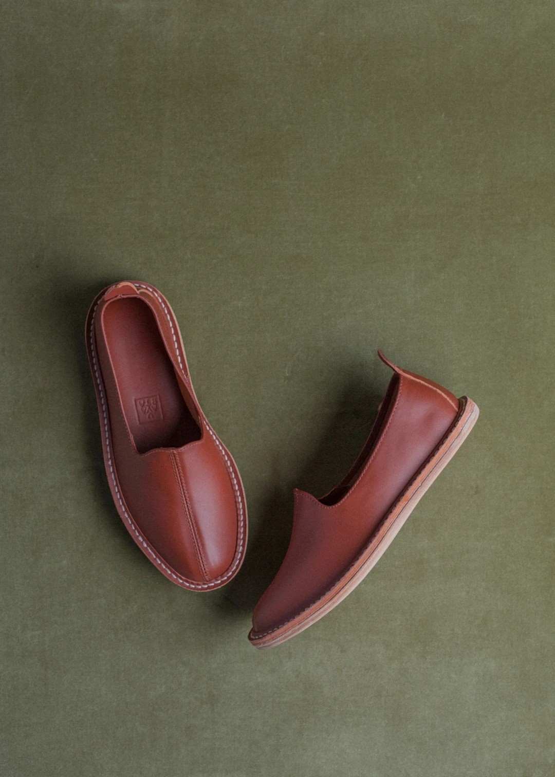 Vayarta-Leather-Slip-On---Sienna-20161109011505_1_1080x